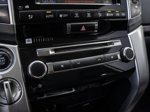 Toyota Land Cruiser 200 Series с пробегом 2012 года, цена 3 600 000 рублей, 385455 км, внедорожник, Автокод Объявления