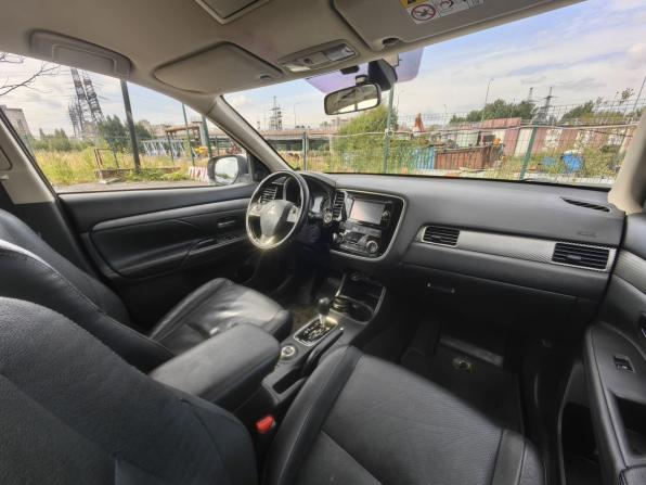 Mitsubishi Outlander III Рестайлинг с пробегом 2015 года, цена 1 129 000 рублей, 308000 км, внедорожник, Автокод Объявления