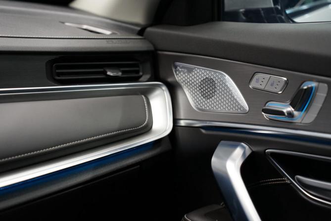 JETOUR X70+ I Рестайлинг с пробегом 2025 года, цена 2 285 000 рублей, 35375 км, внедорожник, Автокод Объявления