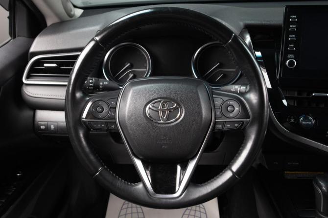 Toyota Camry VIII (XV70) Рестайлинг с пробегом 2021 года, цена 3 149 000 рублей, 44549 км, седан, Автокод Объявления