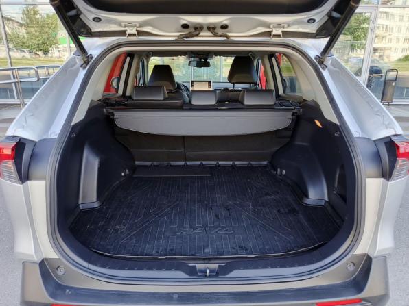 Toyota RAV4 V (XA50) с пробегом 2021 года, цена 3 249 000 рублей, 70375 км, внедорожник, Автокод Объявления