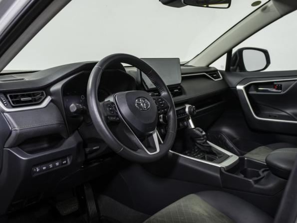 Toyota RAV4 V (XA50) с пробегом 2024 года, цена 3 948 000 рублей, 15505 км, внедорожник, Автокод Объявления