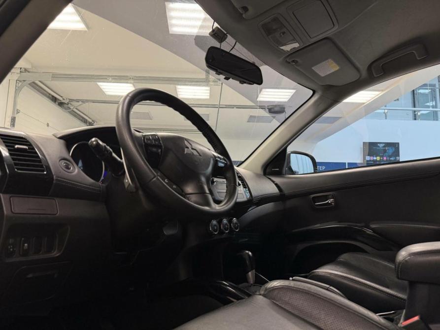 Mitsubishi Outlander II Рестайлинг Омск  - изображение 9