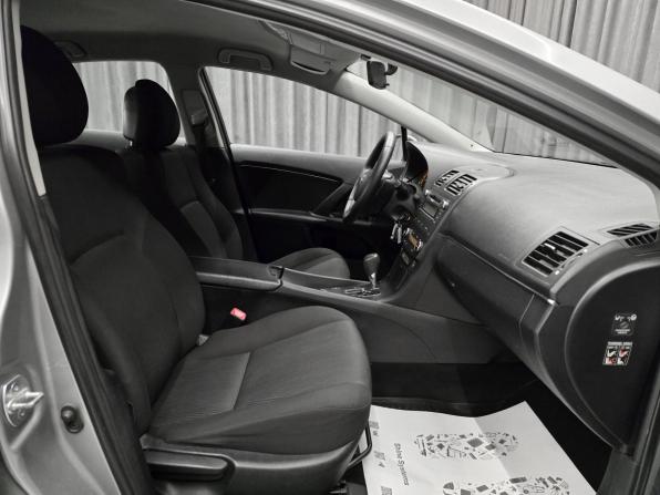 Toyota Avensis III с пробегом 2011 года, цена 1 100 000 рублей, 164600 км, седан, Автокод Объявления