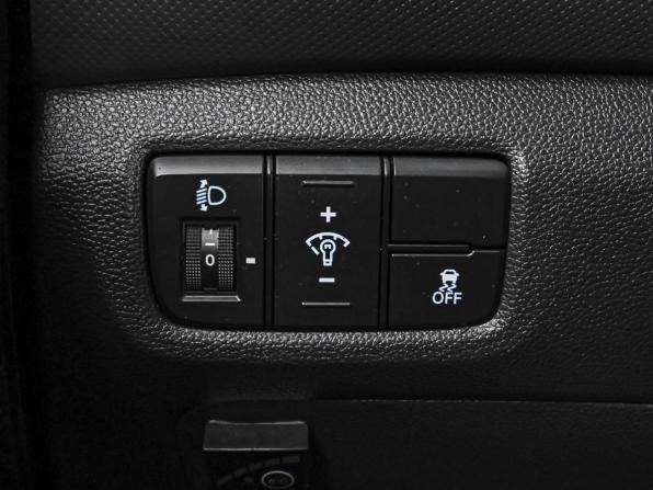 Hyundai Creta I с пробегом 2018 года, цена 1 785 000 рублей, 181534 км, внедорожник, Автокод Объявления