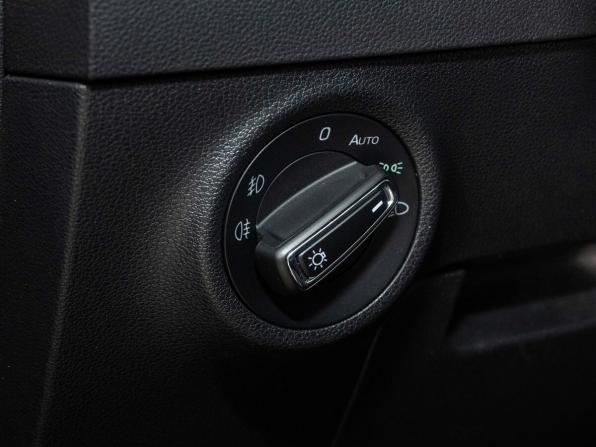 Skoda Karoq I с пробегом 2020 года, цена 2 358 000 рублей, 97582 км, внедорожник, Автокод Объявления