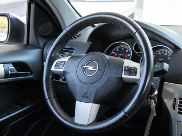 Opel Astra H Рестайлинг с пробегом 2008 года, цена 490 000 рублей, 103574 км, хэтчбек, Автокод Объявления