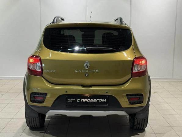 Renault Sandero II с пробегом 2017 года, цена 945 000 рублей, 119900 км, хэтчбек, Автокод Объявления