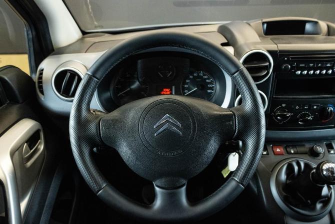 Citroen Berlingo II с пробегом 2011 года, цена 799 000 рублей, 139688 км, минивэн, Автокод Объявления