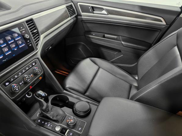Volkswagen Teramont I с пробегом 2018 года, цена 3 100 000 рублей, 132700 км, внедорожник, Автокод Объявления