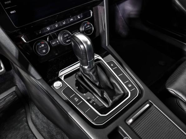 Volkswagen Passat B8 с пробегом 2018 года, цена 1 790 000 рублей, 201670 км, седан, Автокод Объявления
