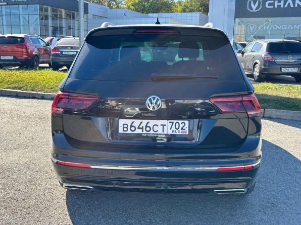 Volkswagen Tiguan II с пробегом 2020 года, цена 3 400 000 рублей, 130000 км, внедорожник, Автокод Объявления