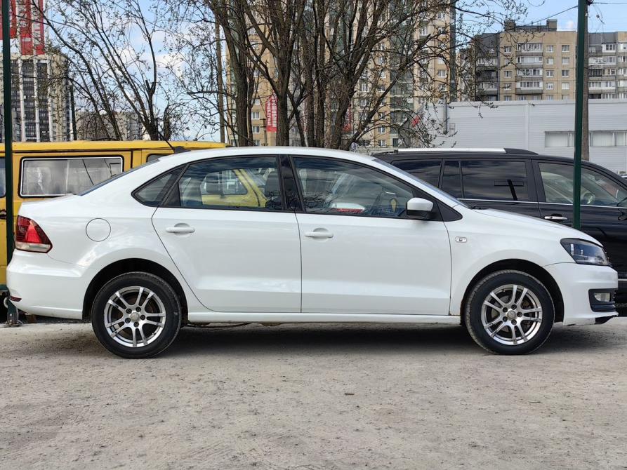 Volkswagen Polo V Рестайлинг Санкт-Петербург  - изображение 5