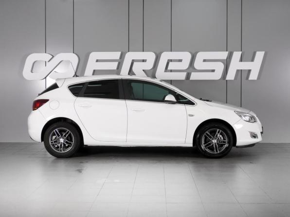 Opel Astra J с пробегом 2012 года, цена 739 000 рублей, 205154 км, хэтчбек, Автокод Объявления