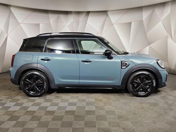 Mini Countryman II Рестайлинг с пробегом 2021 года, цена 3 300 000 рублей, 83954 км, внедорожник, Автокод Объявления