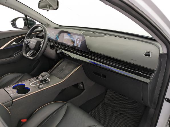 Omoda C5 I с пробегом 2023 года, цена 1 550 000 рублей, 65627 км, внедорожник, Автокод Объявления