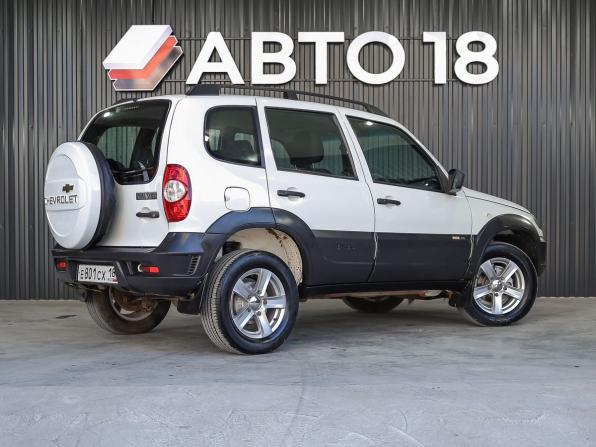Chevrolet Niva I Рестайлинг с пробегом 2016 года, цена 669 000 рублей, 191564 км, внедорожник, Автокод Объявления