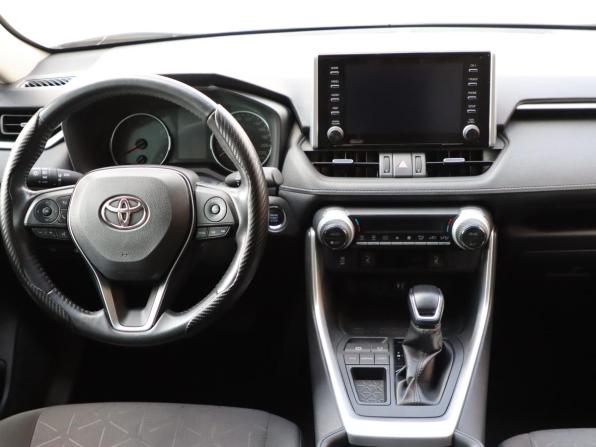 Toyota RAV4 V (XA50) с пробегом 2019 года, цена 2 500 000 рублей, 133615 км, внедорожник, Автокод Объявления