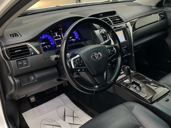 Toyota Camry VII (XV50) Рестайлинг с пробегом 2015 года, цена 1 750 000 рублей, 140947 км, седан, Автокод Объявления