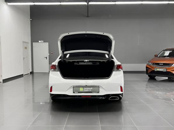 Hyundai Sonata VII (LF) Рестайлинг с пробегом 2018 года, цена 1 620 000 рублей, 167551 км, седан, Автокод Объявления