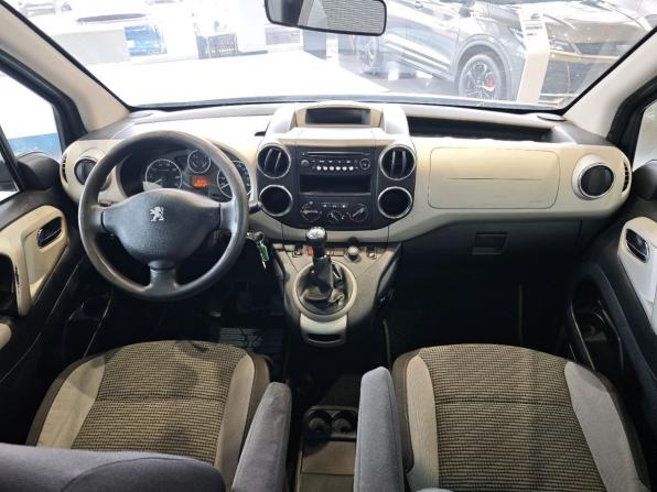 Peugeot Partner II с пробегом 2012 года, цена 300 000 рублей, 250000 км, компактвэн, Автокод Объявления
