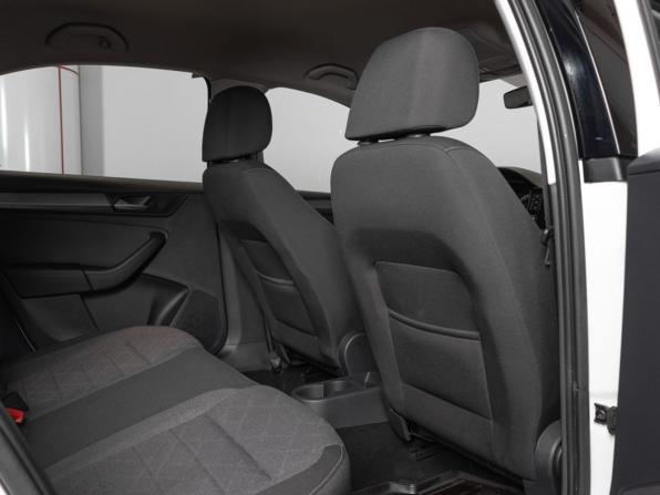 Volkswagen Polo VI с пробегом 2022 года, цена 1 678 600 рублей, 70119 км, лифтбек, Автокод Объявления