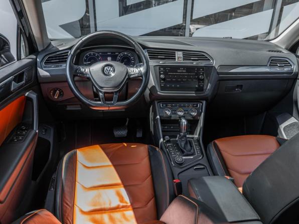 Volkswagen Tiguan II с пробегом 2017 года, цена 2 445 200 рублей, 162524 км, внедорожник, Автокод Объявления