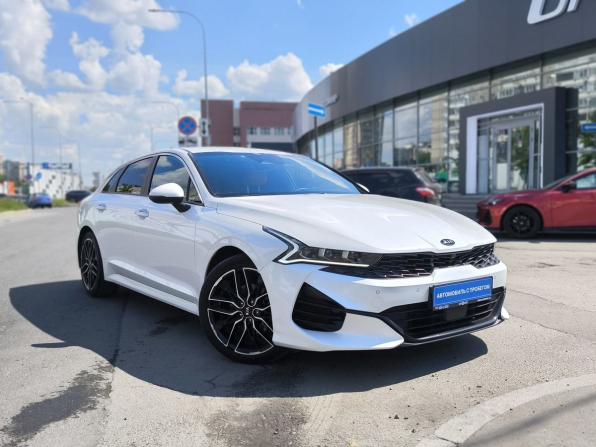 Kia K5 III с пробегом 2021 года, цена 2 400 000 рублей, 60769 км, седан, Автокод Объявления