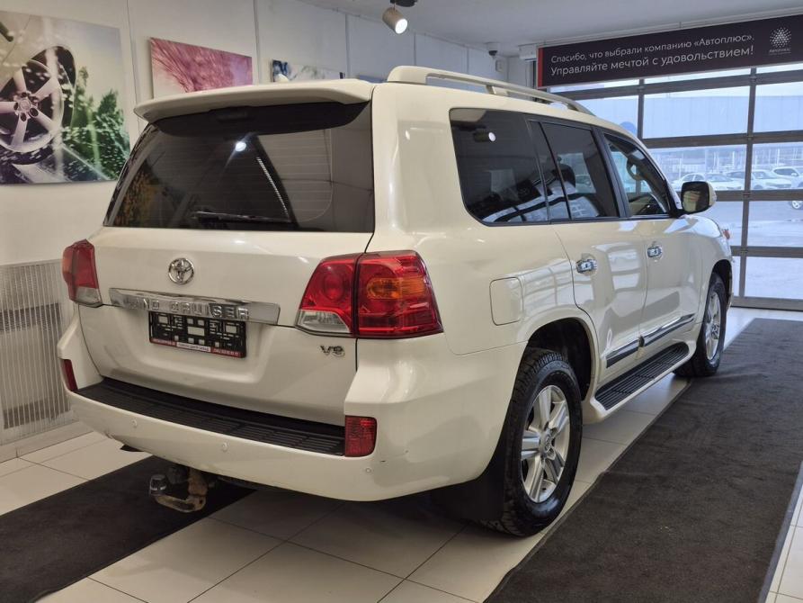 Toyota Land Cruiser 200 Series Рестайлинг 1 Екатеринбург  - изображение 3