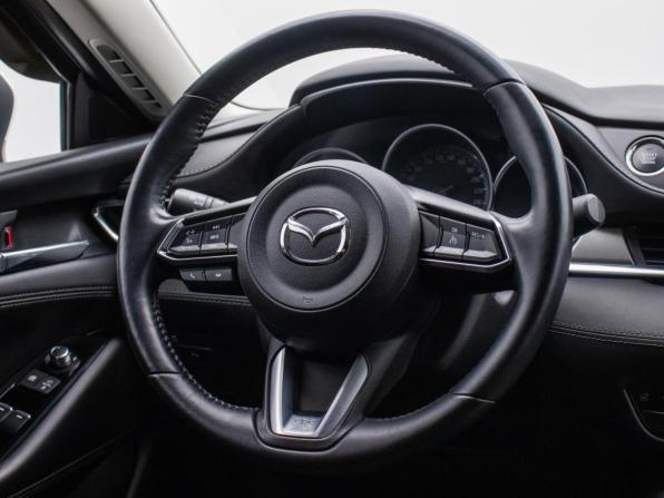 Mazda 6 III (GJ) Рестайлинг 2 с пробегом 2019 года, цена 2 345 000 рублей, 42992 км, седан, Автокод Объявления