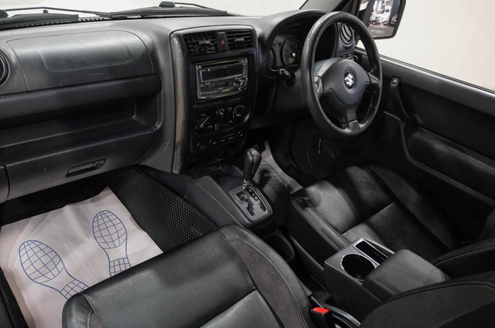 Suzuki Jimny III Рестайлинг 1 Новокузнецк  - изображение 15