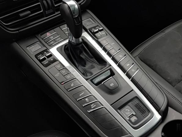 Porsche Macan I Рестайлинг с пробегом 2021 года, цена 5 450 000 рублей, 87141 км, внедорожник, Автокод Объявления