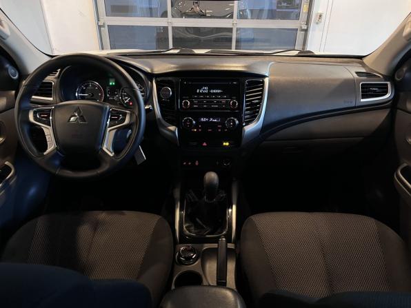 Mitsubishi L200 V с пробегом 2017 года, цена 1 560 000 рублей, 290194 км, offers.body_type.unknown, Автокод Объявления