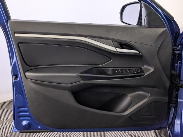 Lada (ВАЗ) Vesta I с пробегом 2022 года, цена 1 100 000 рублей, 62230 км, седан, Автокод Объявления