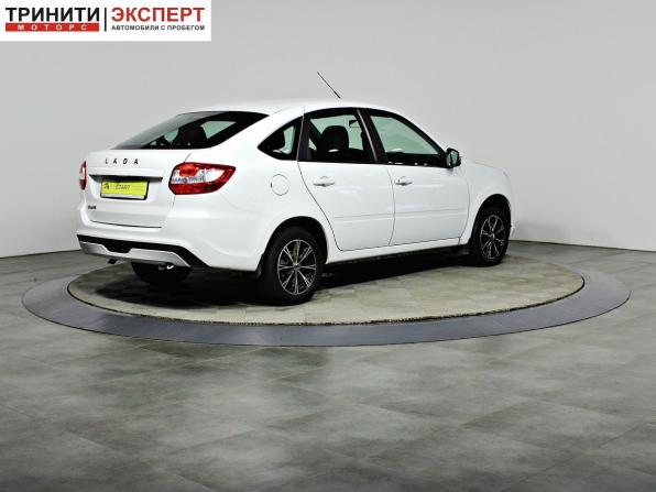 Lada (ВАЗ) Granta I Рестайлинг с пробегом 2022 года, цена 837 000 рублей, 39676 км, лифтбек, Автокод Объявления