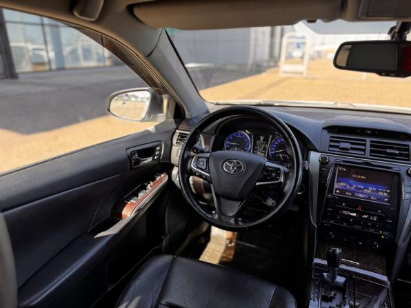 Toyota Camry VII (XV50) Рестайлинг с пробегом 2015 года, цена 1 995 000 рублей, 175246 км, седан, Автокод Объявления