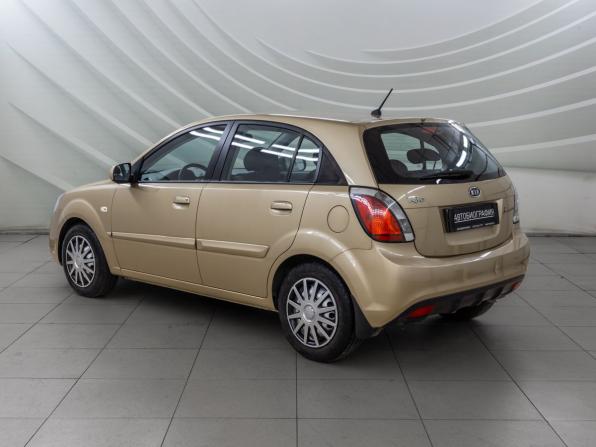 Kia Rio II Рестайлинг с пробегом 2011 года, цена 588 000 рублей, 154131 км, хэтчбек, Автокод Объявления