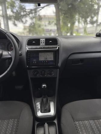 Volkswagen Polo V Рестайлинг с пробегом 2016 года, цена 930 000 рублей, 240188 км, седан, Автокод Объявления