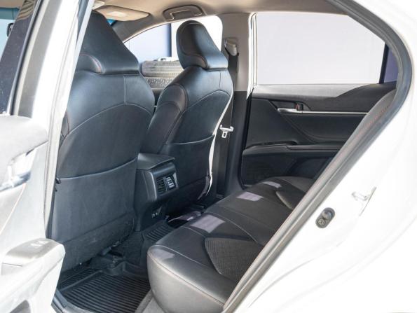 Toyota Camry VIII (XV70) Рестайлинг с пробегом 2021 года, цена 2 940 000 рублей, 133710 км, седан, Автокод Объявления
