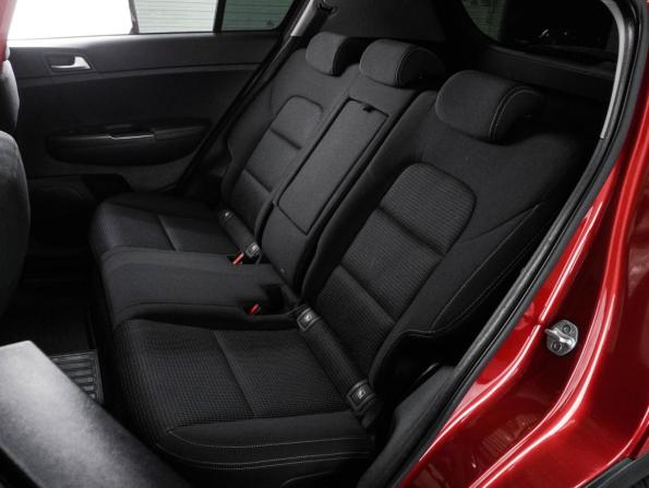 Kia Sportage IV Рестайлинг с пробегом 2018 года, цена 2 300 000 рублей, 99376 км, внедорожник, Автокод Объявления
