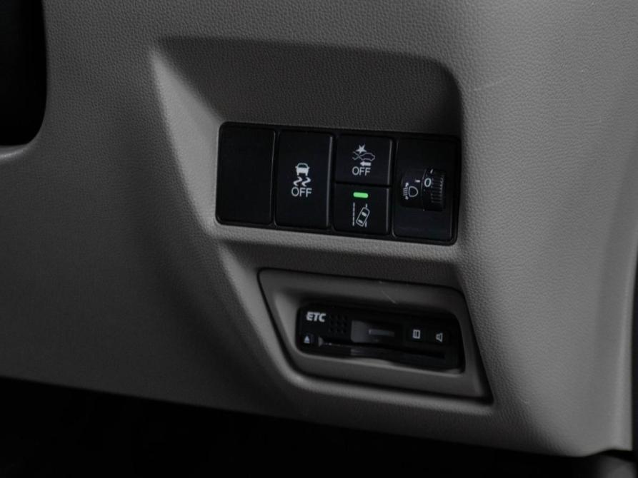 Honda Stepwgn V Рестайлинг Тюмень  - изображение 18
