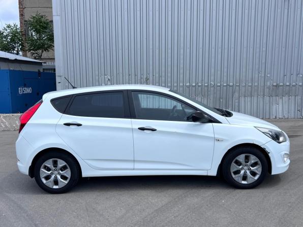 Hyundai Solaris I Рестайлинг с пробегом 2015 года, цена 720 000 рублей, 194300 км, хэтчбек, Автокод Объявления
