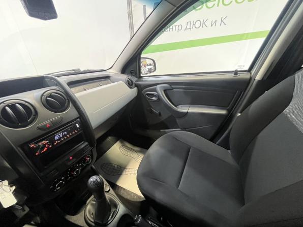 Renault Duster I Рестайлинг с пробегом 2017 года, цена 919 000 рублей, 134244 км, внедорожник, Автокод Объявления