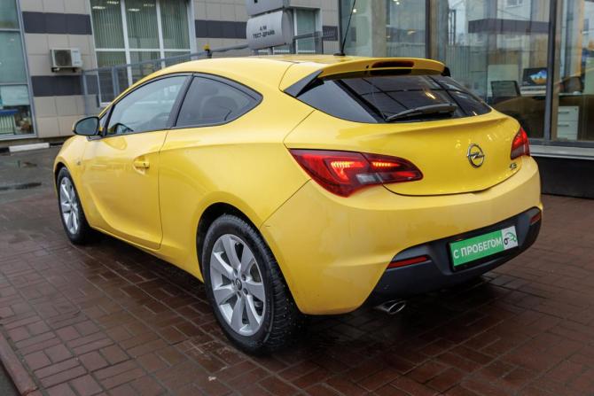 Opel Astra J Рестайлинг с пробегом 2011 года, цена 710 000 рублей, 180000 км, хэтчбек, Автокод Объявления