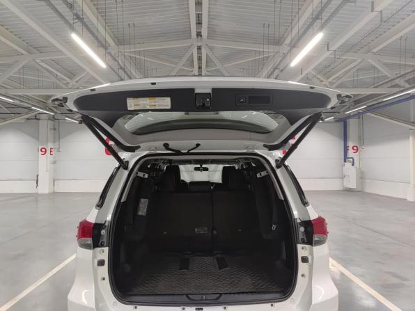 Toyota Fortuner II с пробегом 2018 года, цена 3 890 000 рублей, 104931 км, внедорожник, Автокод Объявления