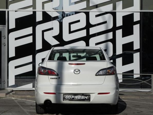 Mazda 3 II (BL) Рестайлинг с пробегом 2013 года, цена 1 120 000 рублей, 71240 км, седан, Автокод Объявления