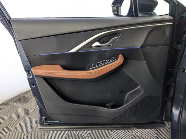 Omoda C5 I с пробегом 2023 года, цена 1 800 000 рублей, 46563 км, внедорожник, Автокод Объявления
