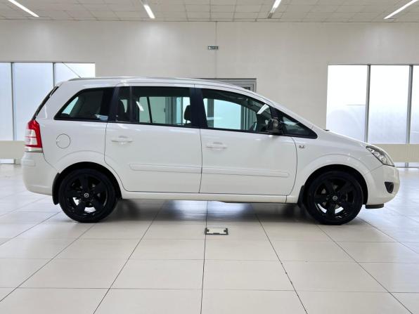 Opel Zafira B Рестайлинг с пробегом 2013 года, цена 1 070 000 рублей, 133403 км, минивэн, Автокод Объявления