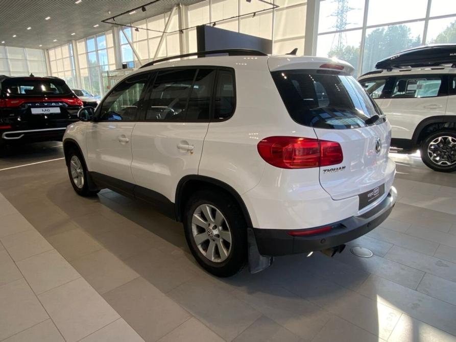 Volkswagen Tiguan I Рестайлинг Серпухов  - изображение 4