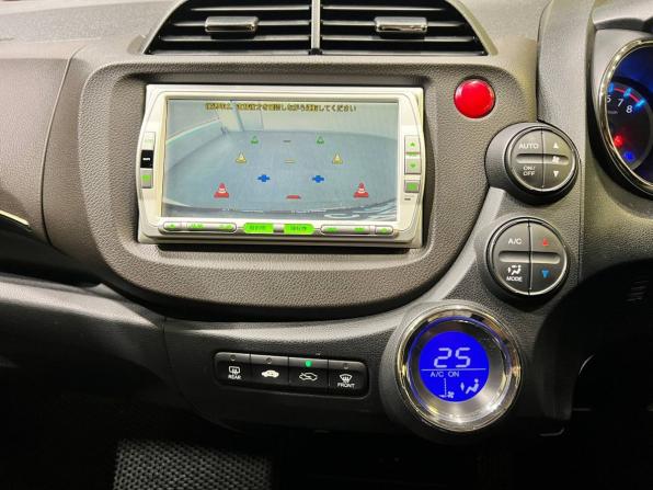 Honda Fit Shuttle I с пробегом 2011 года, цена 913 000 рублей, 215867 км, универсал, Автокод Объявления